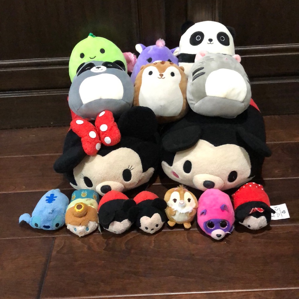 Very cute tsum tsum+squishmallow dolls!!!!!